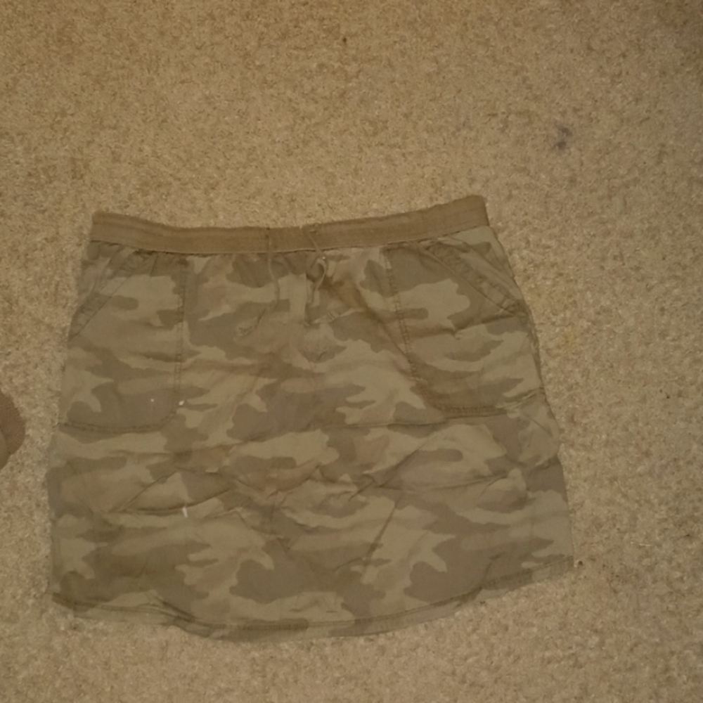 sonoma life+style camo skirt